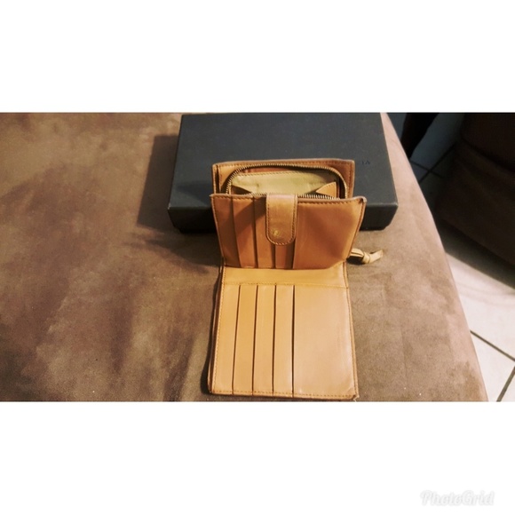 Intrecciato Leather wallet